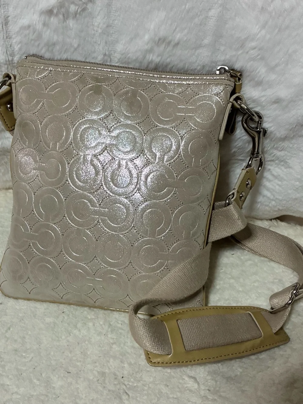 Coach Metallic Cream Mia signature